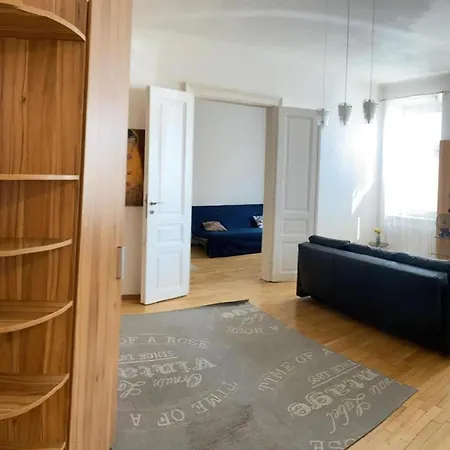 아파트 With Parking In The Center - 500m From Hlavni Nadrazi 브르노
