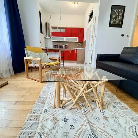 With Parking In The Center - 500m From Hlavni Nadrazi *