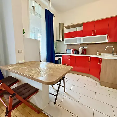 Lejlighed Apartment With Parking In The Center - 500M From Main Station Brno