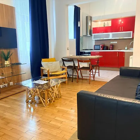 Apartment With Parking In The Center - 500M From Main Station Brno