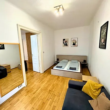 Apartment With Parking In The Center - 500M From Main Station Brno